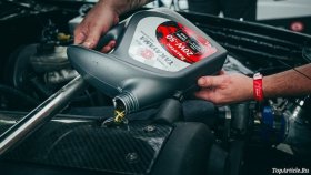 Takayama начинает продажи моторных масел Racetec 20W-50, испытанных в профессиональном автоспорте